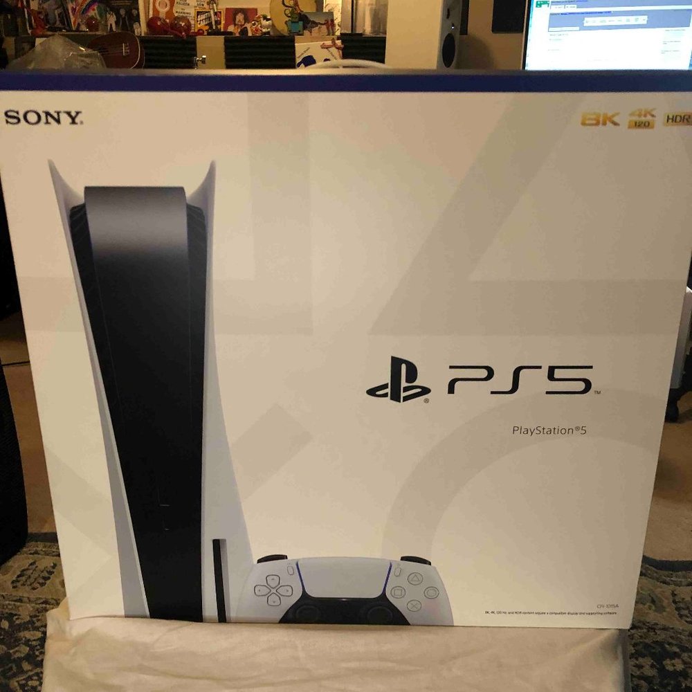 Play Station 5 blue ray version